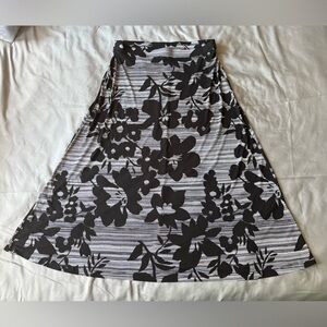 Evan Picone Black and White Floral Maxi Skirt Womens Size XLarge